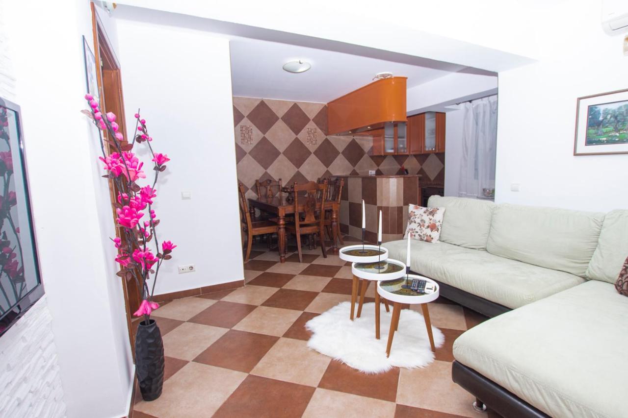 Lea Apartment Bar Exterior foto